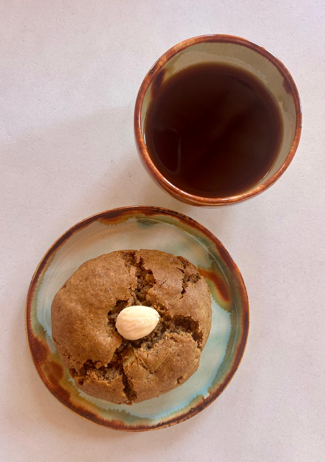Gluten-free almond cinnamon cookie