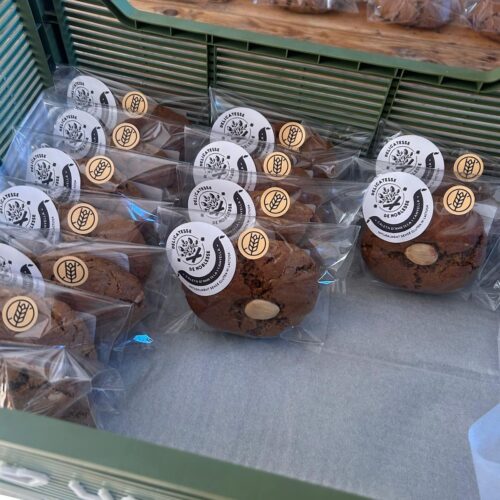 Box of 10: Gluten-free almond cinnamon cookie